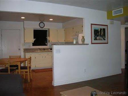 Raz Inn Central Phoenix Habitación foto